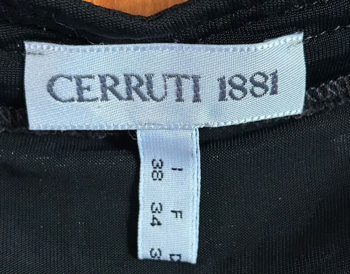 Top noir 34/36 Cerruti 1881 - photo numéro 2