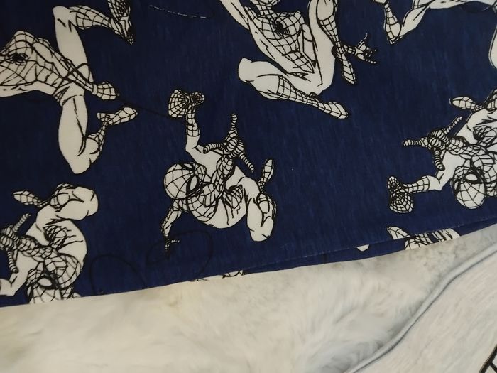 Pyjama deux pièces Spiderman, neuf avec étiquettes - photo numéro 2