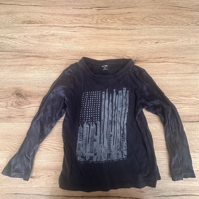 Tee-shirt 6 ans idéal automne tbe envoi rapide
