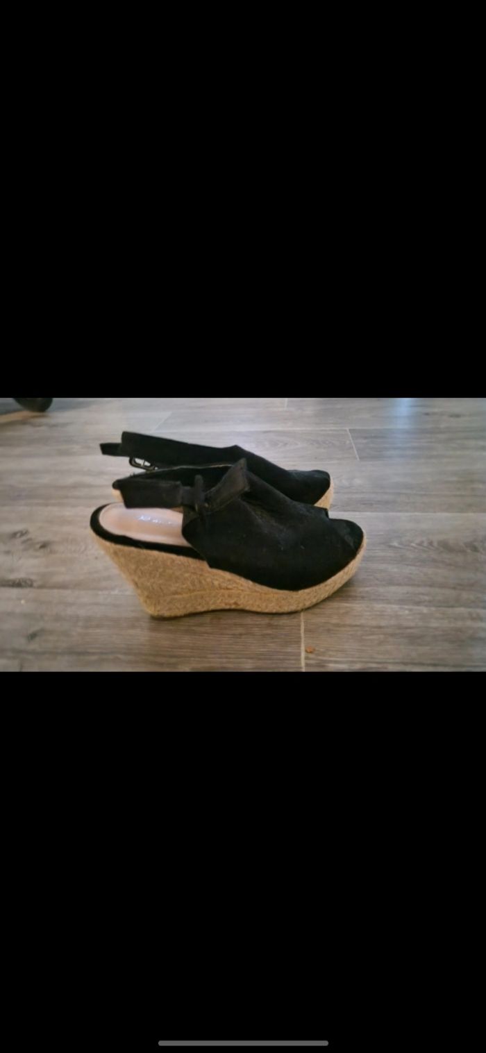 Chaussure noir à talon - photo numéro 2