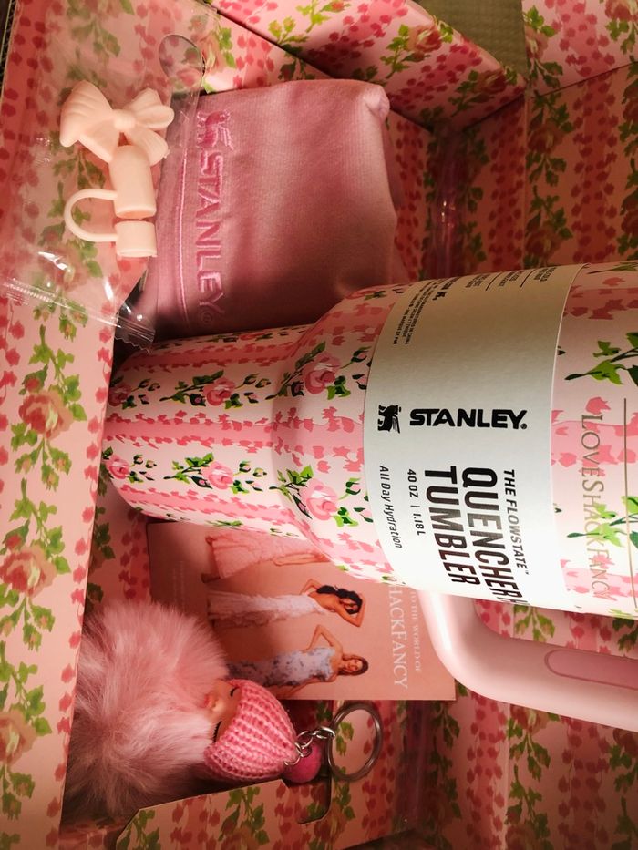 Stanley x Loveschack Fancy - photo numéro 3