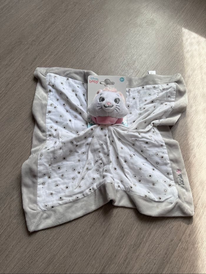 Doudou plat chat marie les aristochats neuf avec étiquette