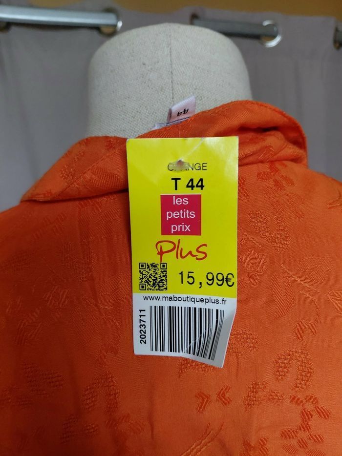 Très jolie blouse femme T 44 - photo numéro 6