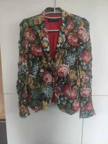 Zara Veste fleurie manches froncées S