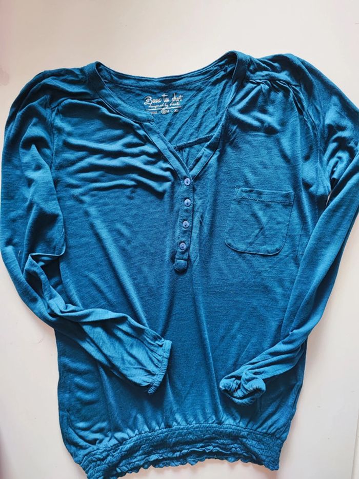 Top bleu canard