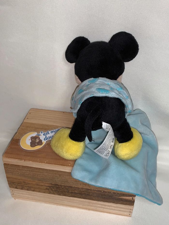 DY25 doudou Mickey disney - photo numéro 2