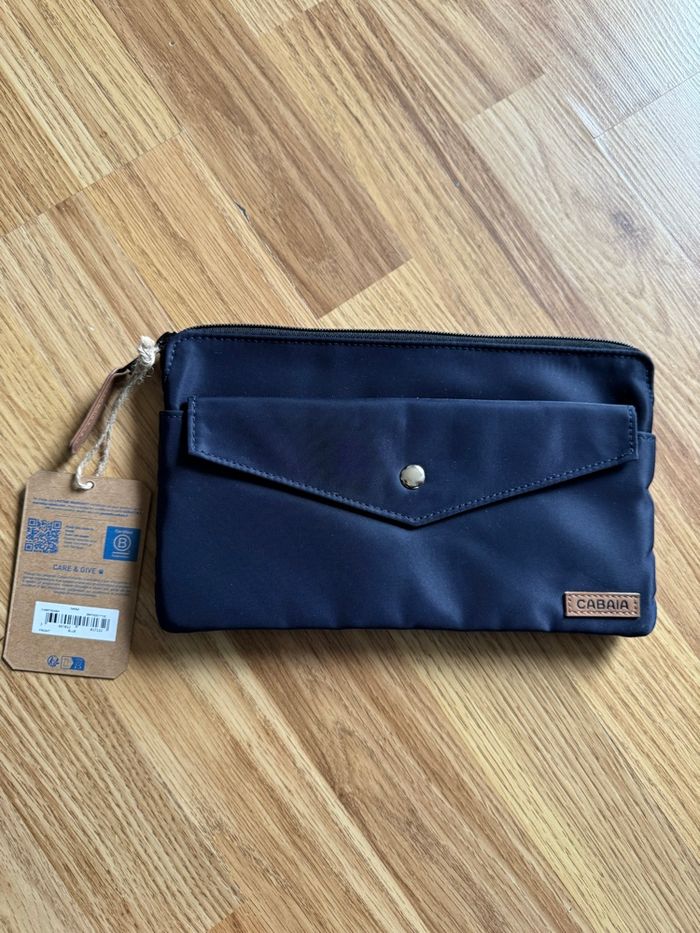 Pochette Cabaia