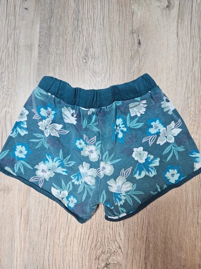 Short Vertbaudet Taille 8 ans 🍃 - photo numéro 3