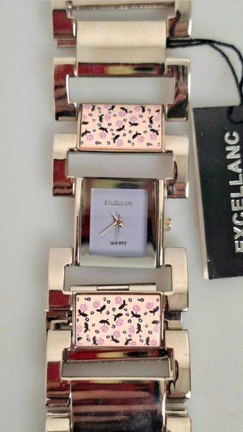 Montre vintage  pour femme,haute qualité 