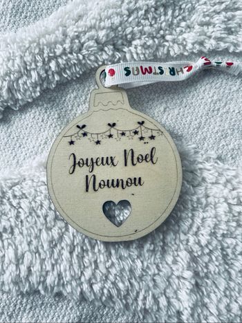 Boule Noël en bois à personnaliser