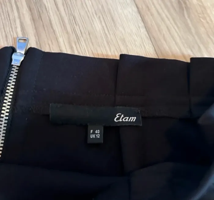 Etam jupe taille haute noir  Excellent état  Collection actuelle - photo numéro 2