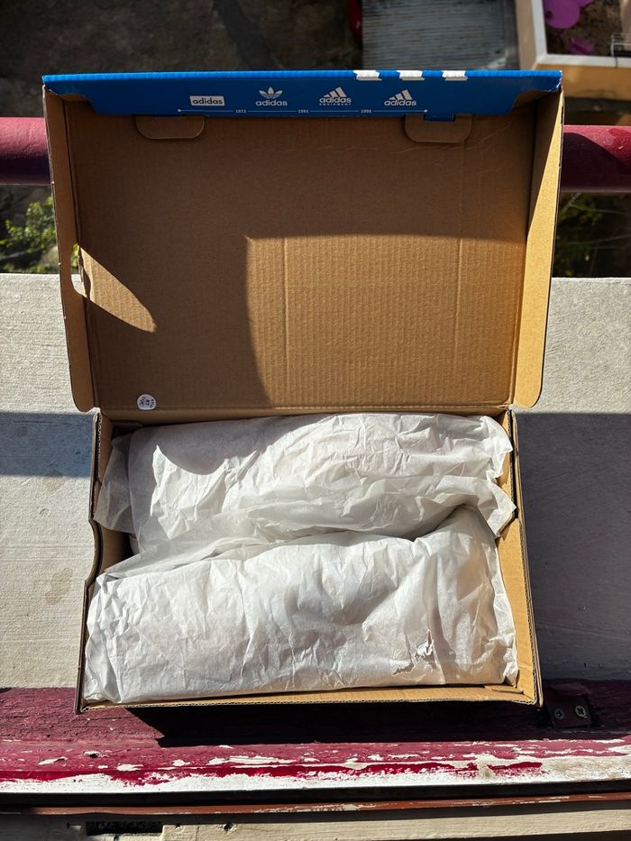 Adidas Gazelle Bold Wonder White/White/Gold Met - Taille 38 2/3 - Neuves - photo numéro 9