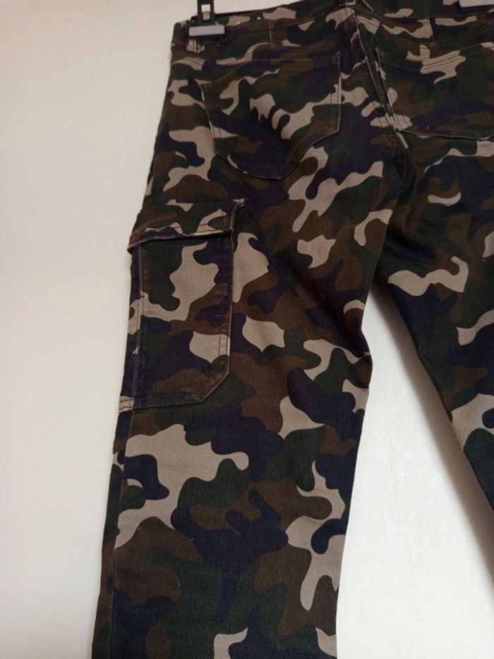 Cargo effet militaire taille M de la marque Jennifer - photo numéro 16