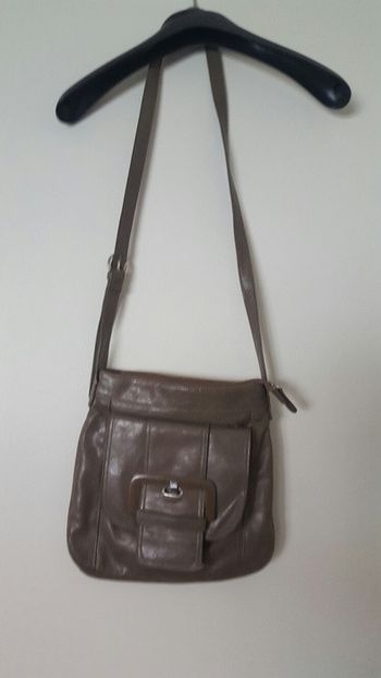 Sac bandouliere beige brillant