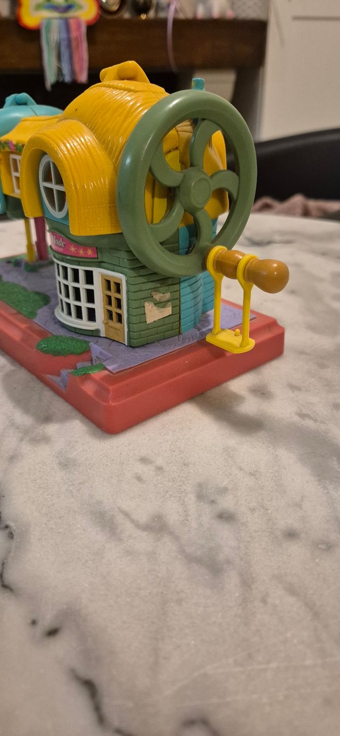 Machine a coudre jouet