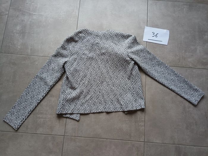 Veste noir et blanc 36