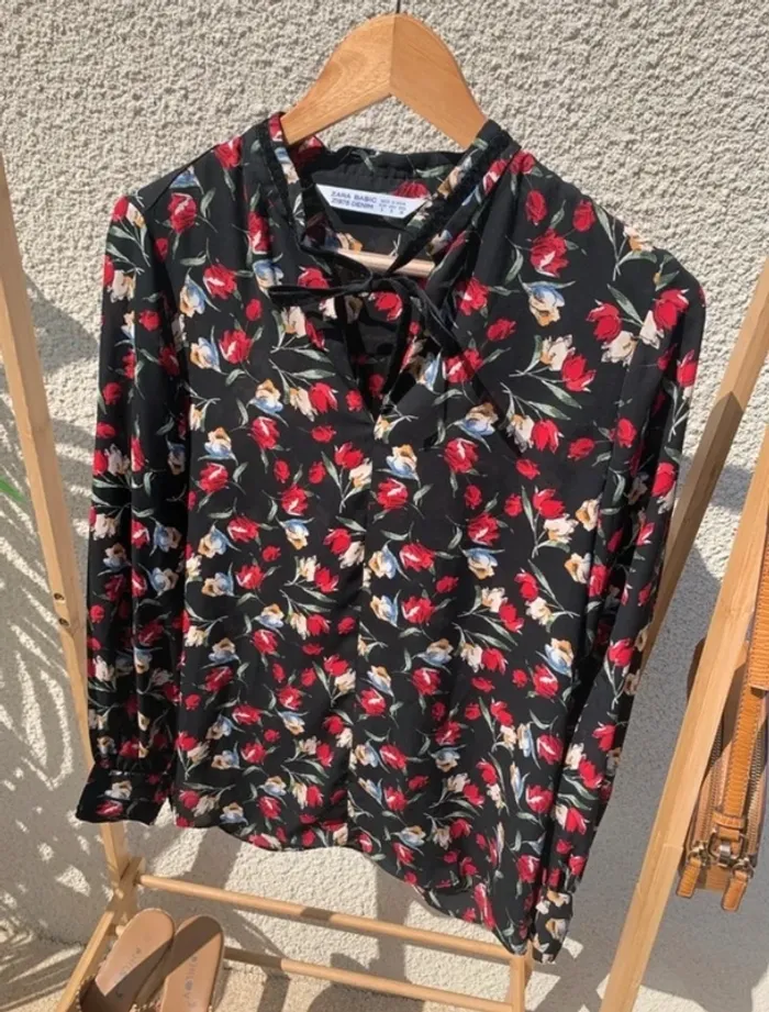 Haut / blouse Zara fleurie fluide - photo numéro 2