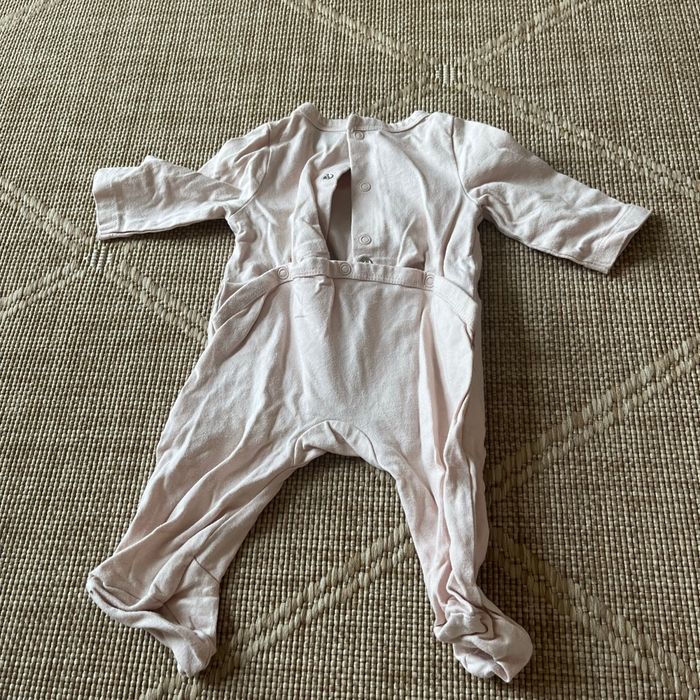 Pyjama 1 mois - photo numéro 2