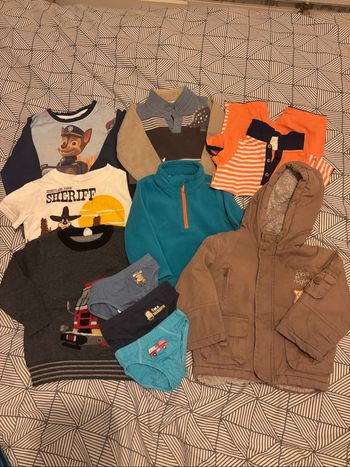 Lot vêtements 2 ans