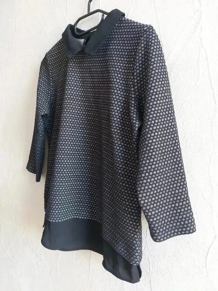 T-shirt élégant à manches longues taille XS - photo numéro 2
