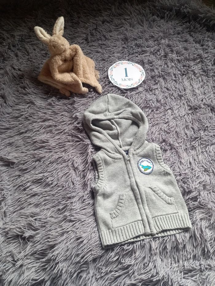Gilet à capuche sans manches bébé garcon