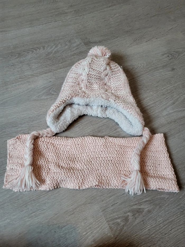 Bonnet et écharpe