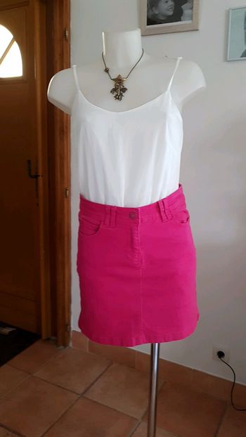 Jupe en jean fushia taille 38