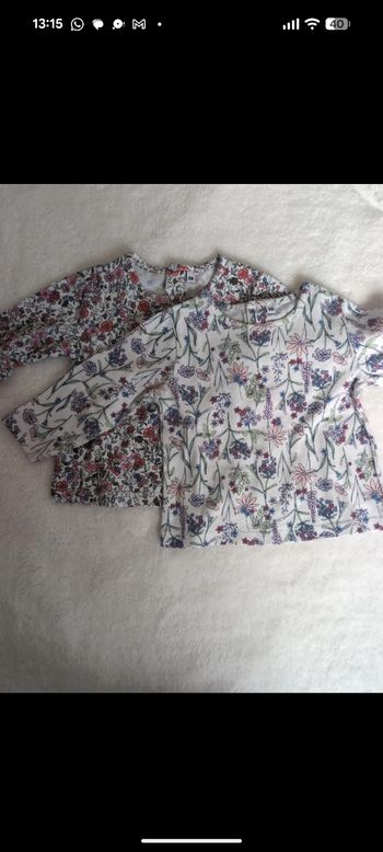 Lot de 2 hauts a fleurs