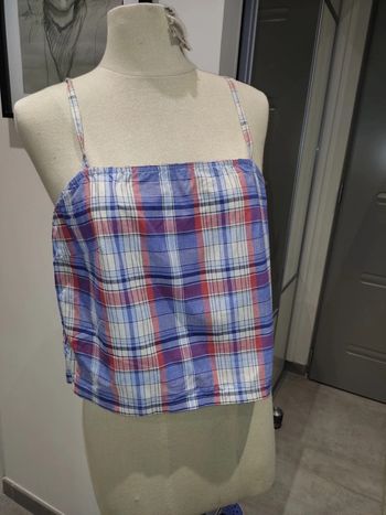 Petit haut débardeur neuf