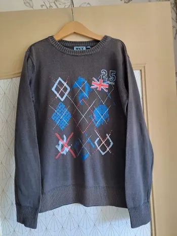 Pull garçon NKY gris 10 ans étiquette compo coupée be