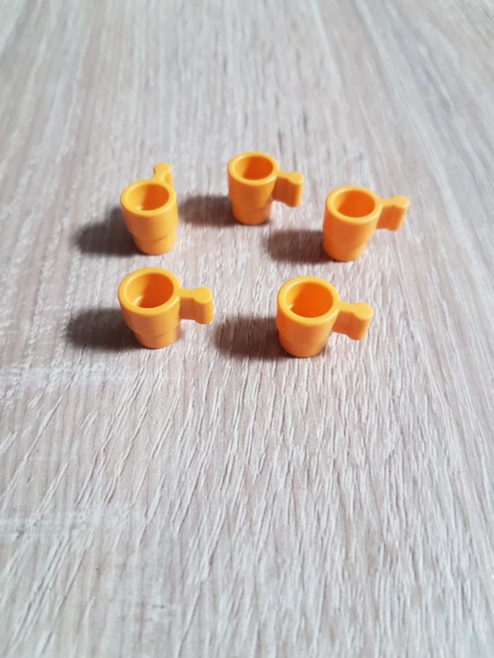 Lot de 5 tasses Playmobil