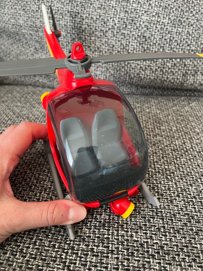 Hélicoptère pompiers - photo numéro 4