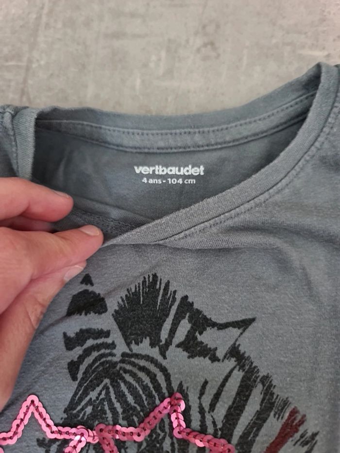 Haut t shirt gris manches longues zèbre vertbaudet fille 4 ans - photo numéro 2
