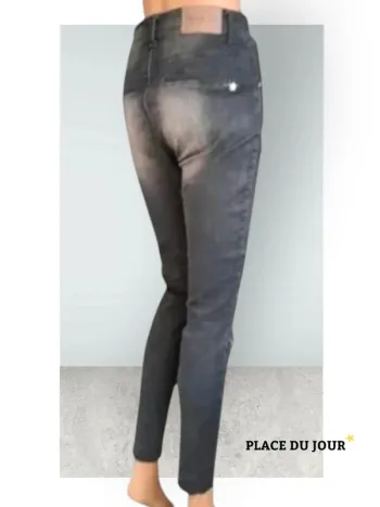 Jean Place Du Jour , coupe skinny ,taille mi-haute ,texture stretch