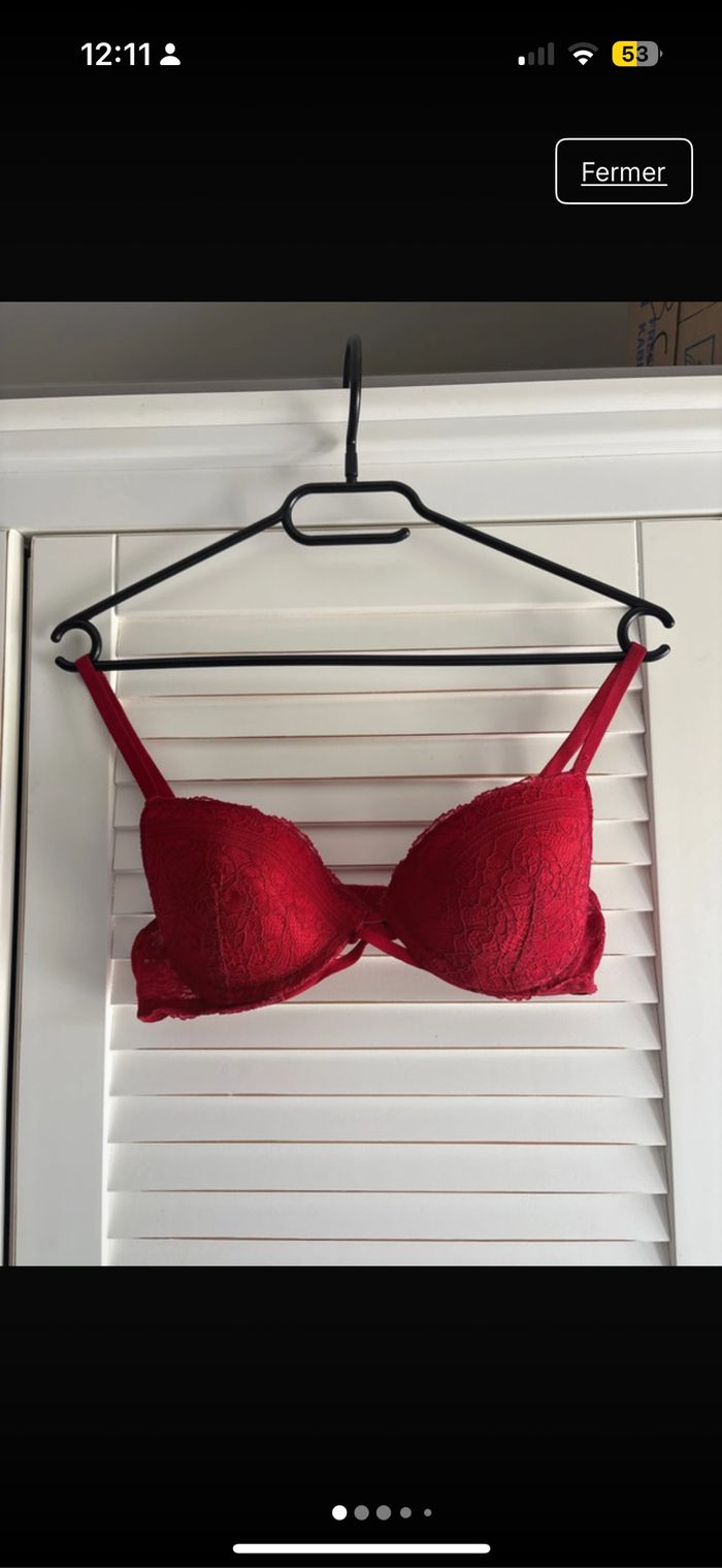 Soutien gorge rouge