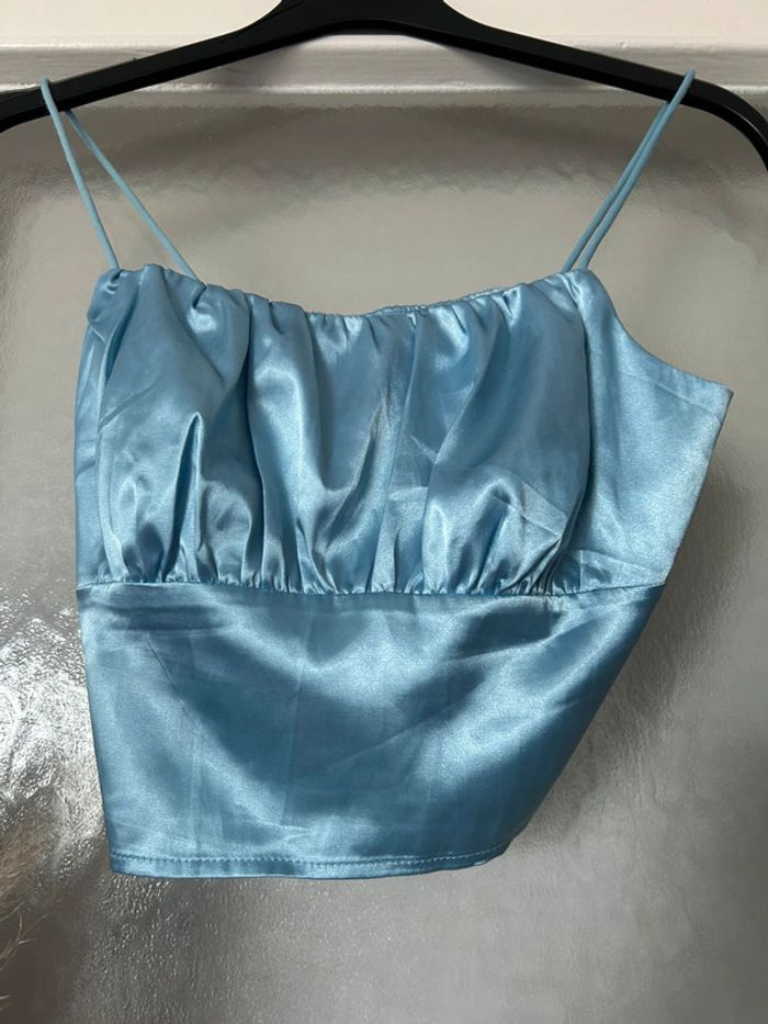 top court en satin bleu Shein S neuf - photo numéro 2