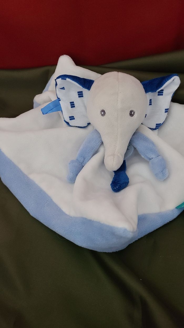 DOUDOU PLAT BABY NAT ELEPHANT EDGAR BLEU BLANC BABYNAT - photo numéro 2