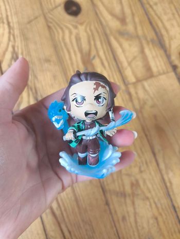 Figurine demon slayer