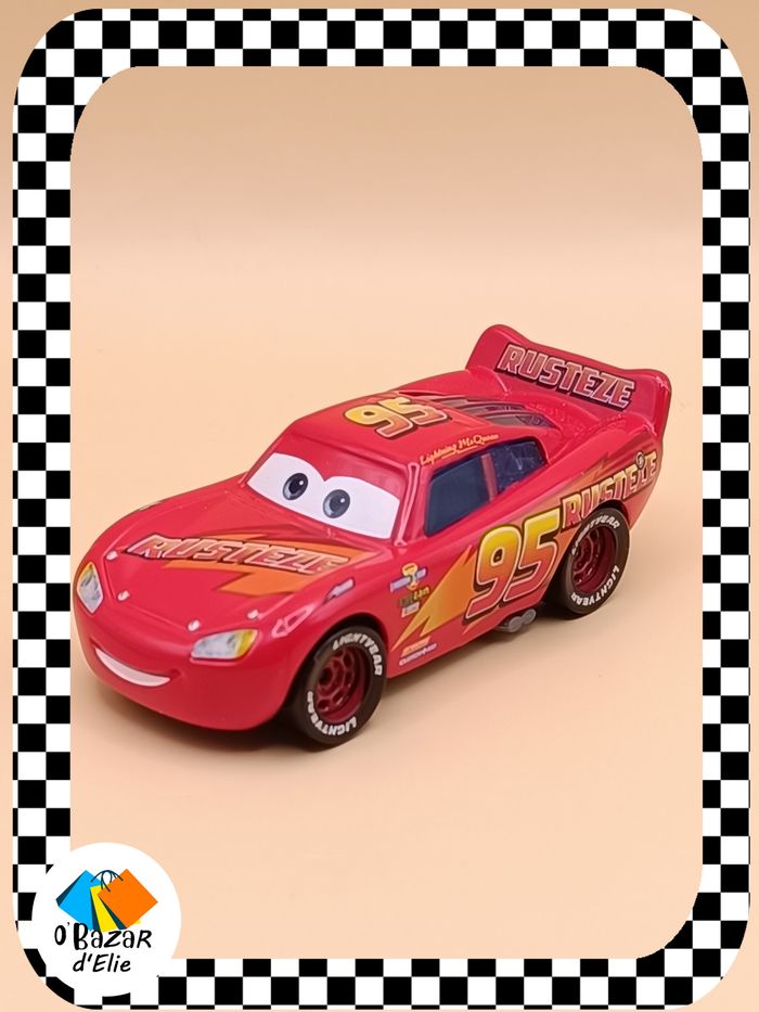 Voiture Cars Flash McQueen (CDS10)