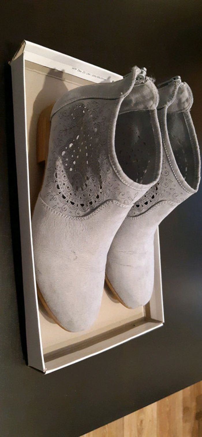 Bottines femme grises à motif - photo numéro 2