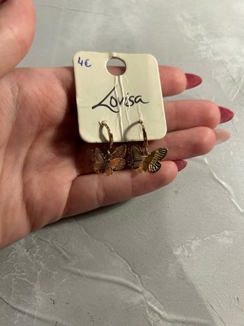 Boucles d’oreilles papillon dorées – Lovisa