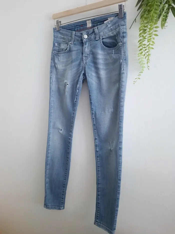 Jean's Fifty four / Taille 36 - photo numéro 2