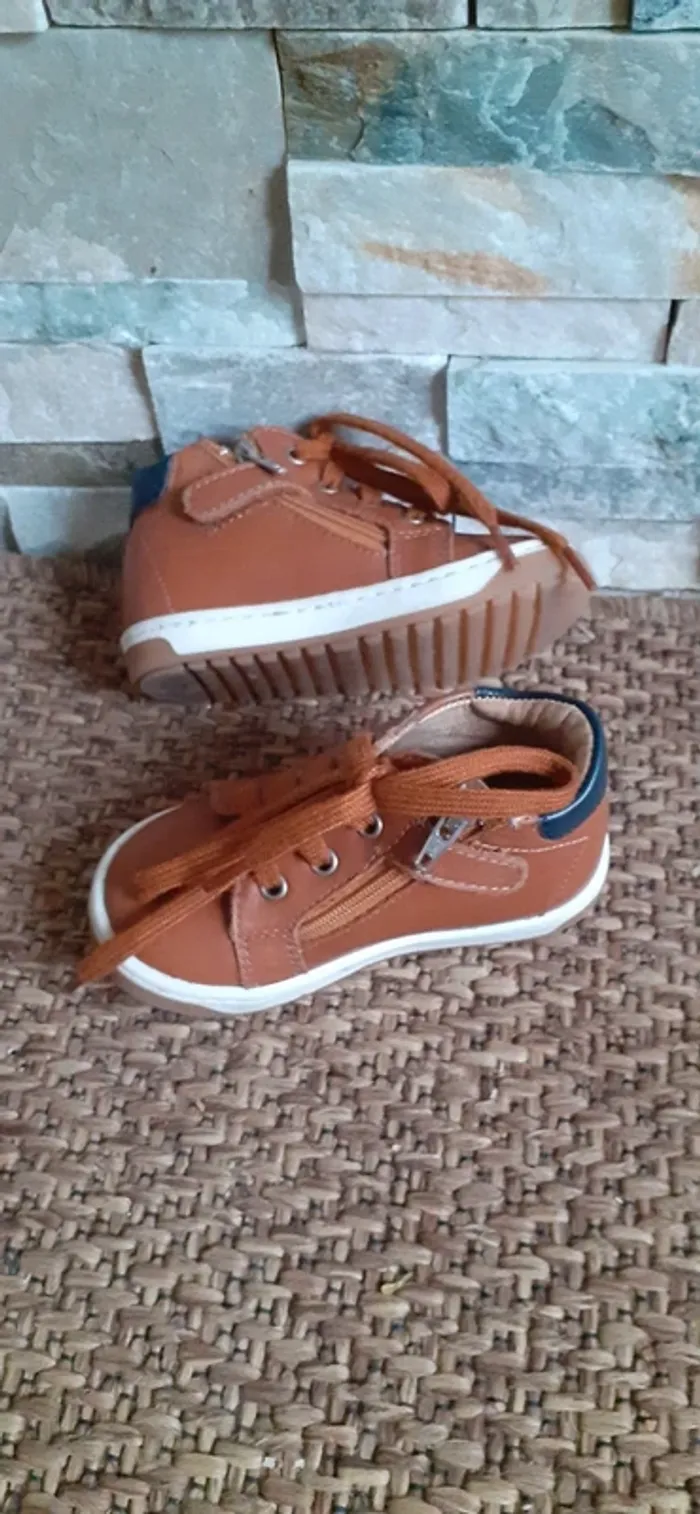 Chaussures en cuir marron Shoo Pom T 21 - photo numéro 2