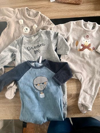 Lot de 4 pyjamas
