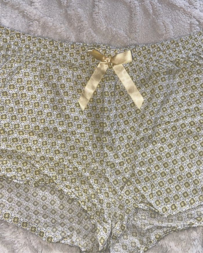 Short bas de pyjama - photo numéro 2