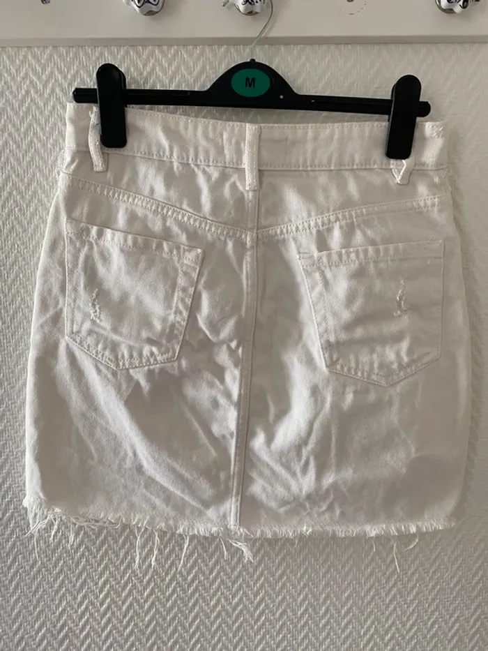 Jupe en jean blanche Primark taille 36 - photo numéro 2