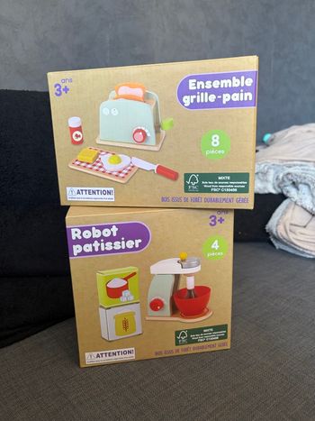 Robot pâtissier + grille pain en bois