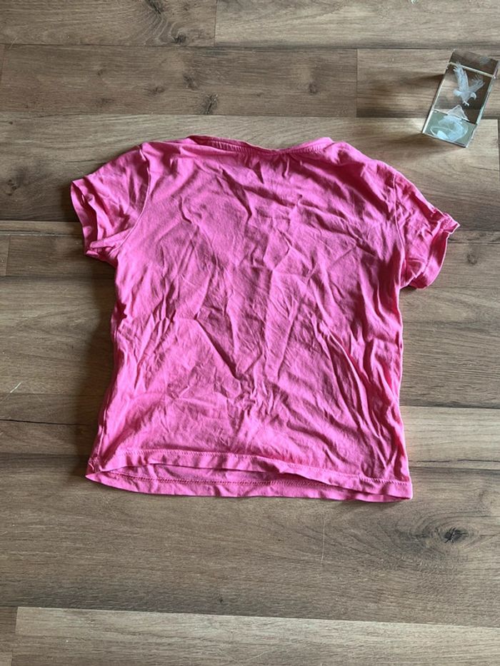 Je vend un lot de 5 tee shirt fille taille5 ans très bon état - photo numéro 14