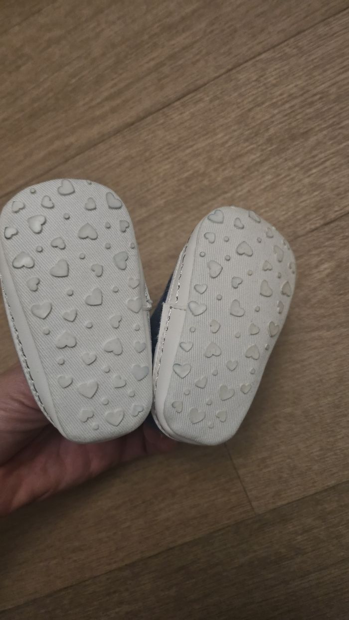 Jolie petite a strass - photo numéro 3