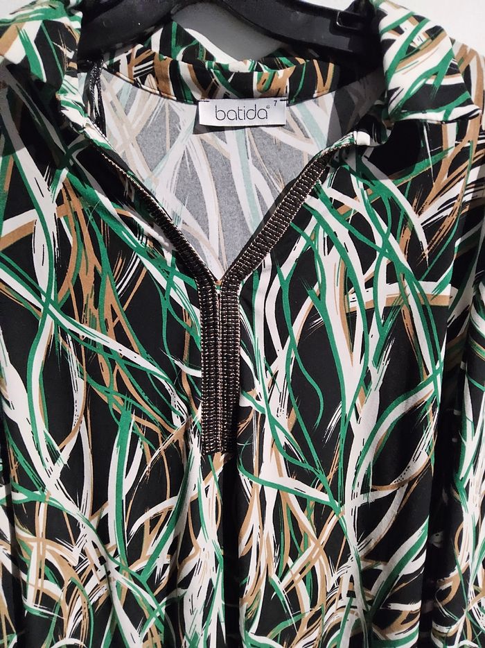 🎄🦋 Tunique Batida imprimé feuillage vert/noir • taille 48 - photo numéro 2